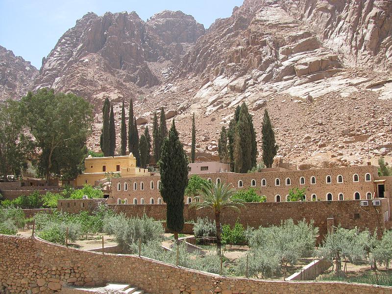 Sharm-el-Sheikh 244.jpg - Katharinen-Kloster & Mosesberg
St. Catherine monastery - Mount Sinai - Moses Mountain
Egypt - Sinai